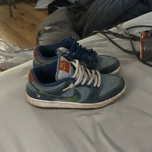 Nike sb dunks why so sad size 7 1/2 men’s